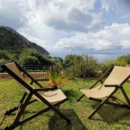 Room In Lodge - Holidays In Calabria, Between Tropea And Capo Vaticano12 Penzion *